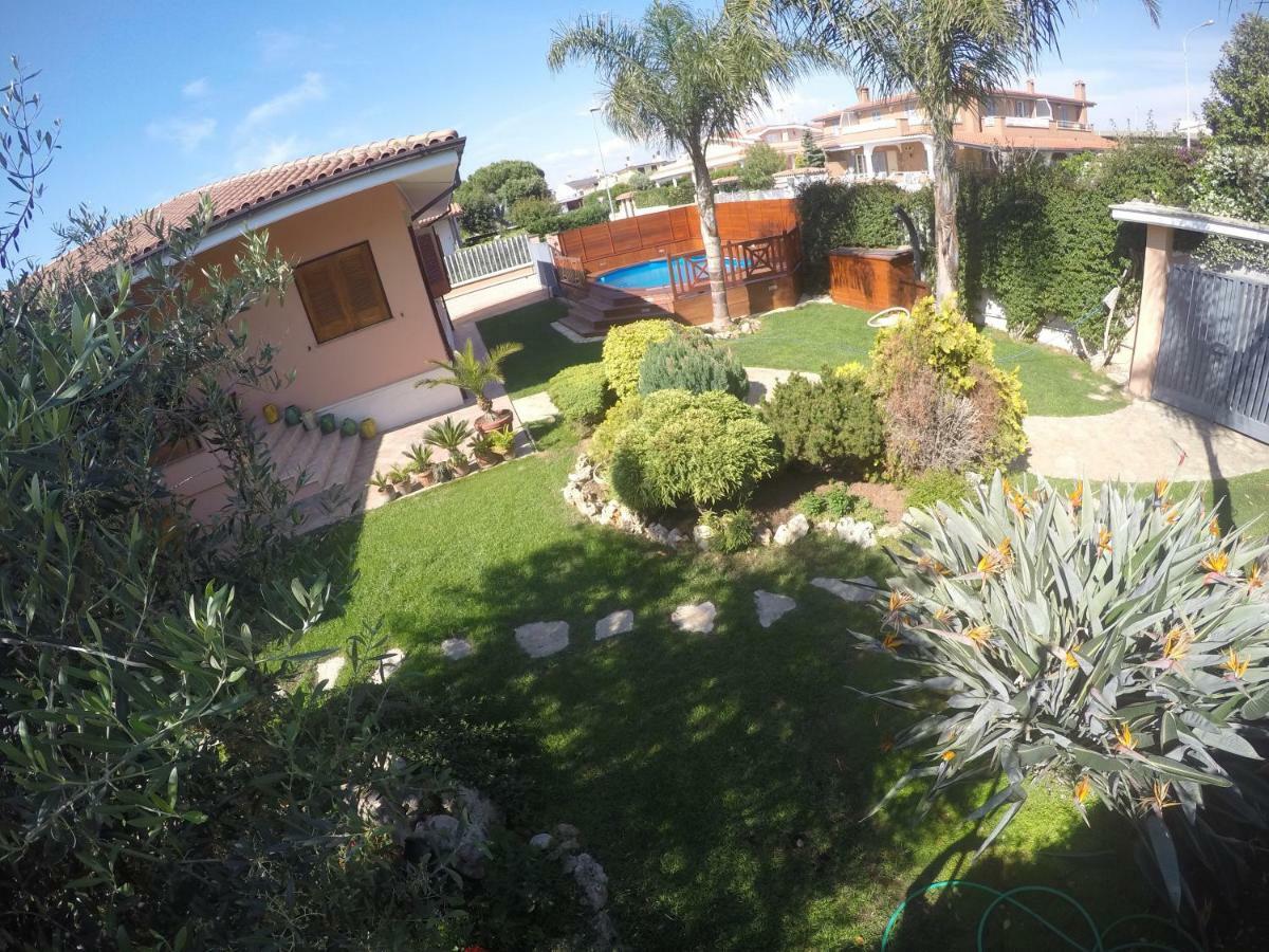 Villa Nevada -20 Min Da Roma Ladispoli Eksteriør billede