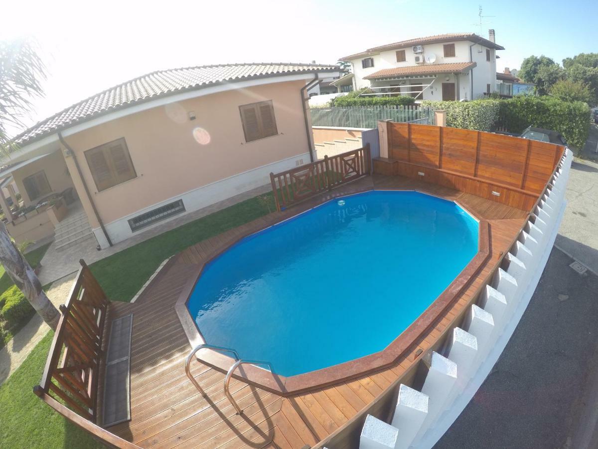 Villa Nevada -20 Min Da Roma Ladispoli Eksteriør billede