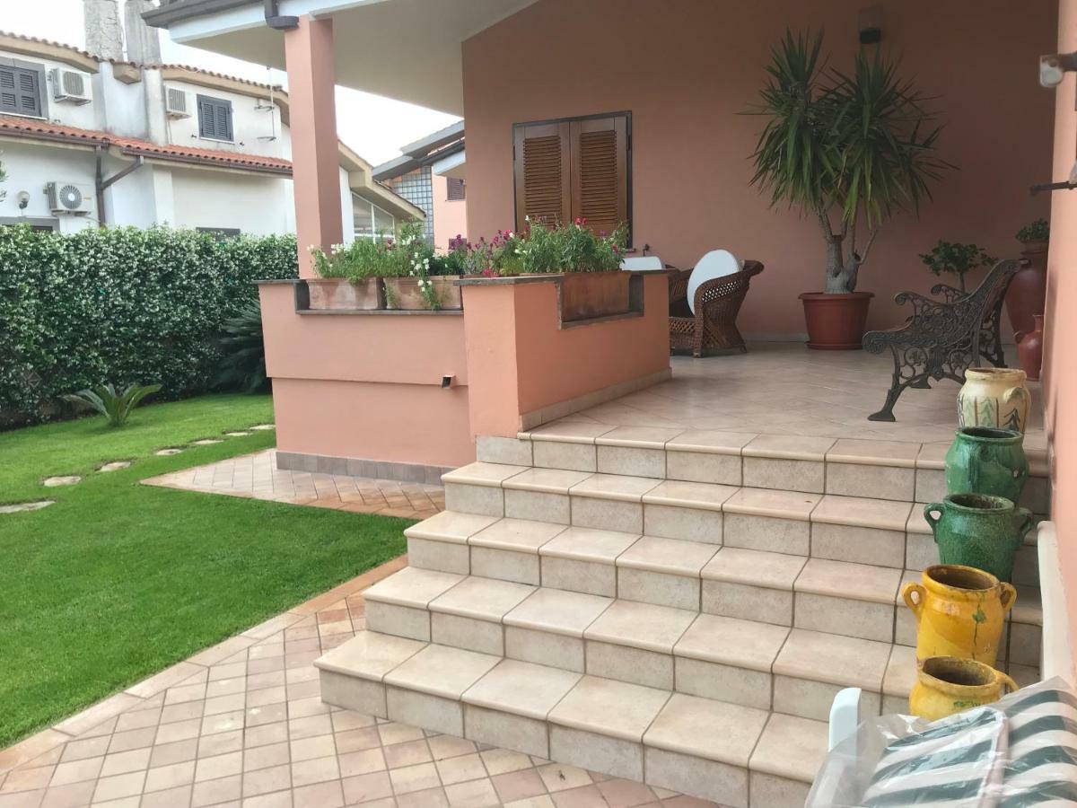 Villa Nevada -20 Min Da Roma Ladispoli Eksteriør billede